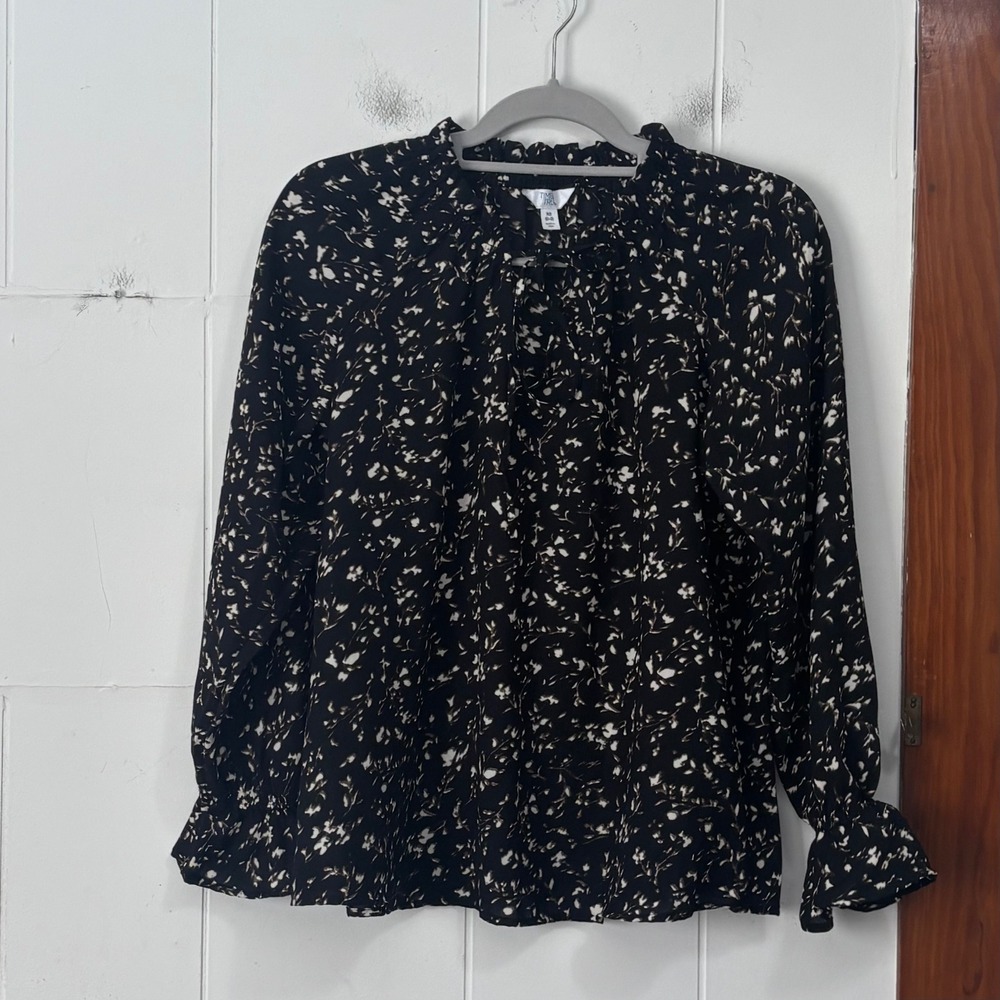 Time and Tru Womens Black White Floral Ruffle Neck Tie Blouse XS